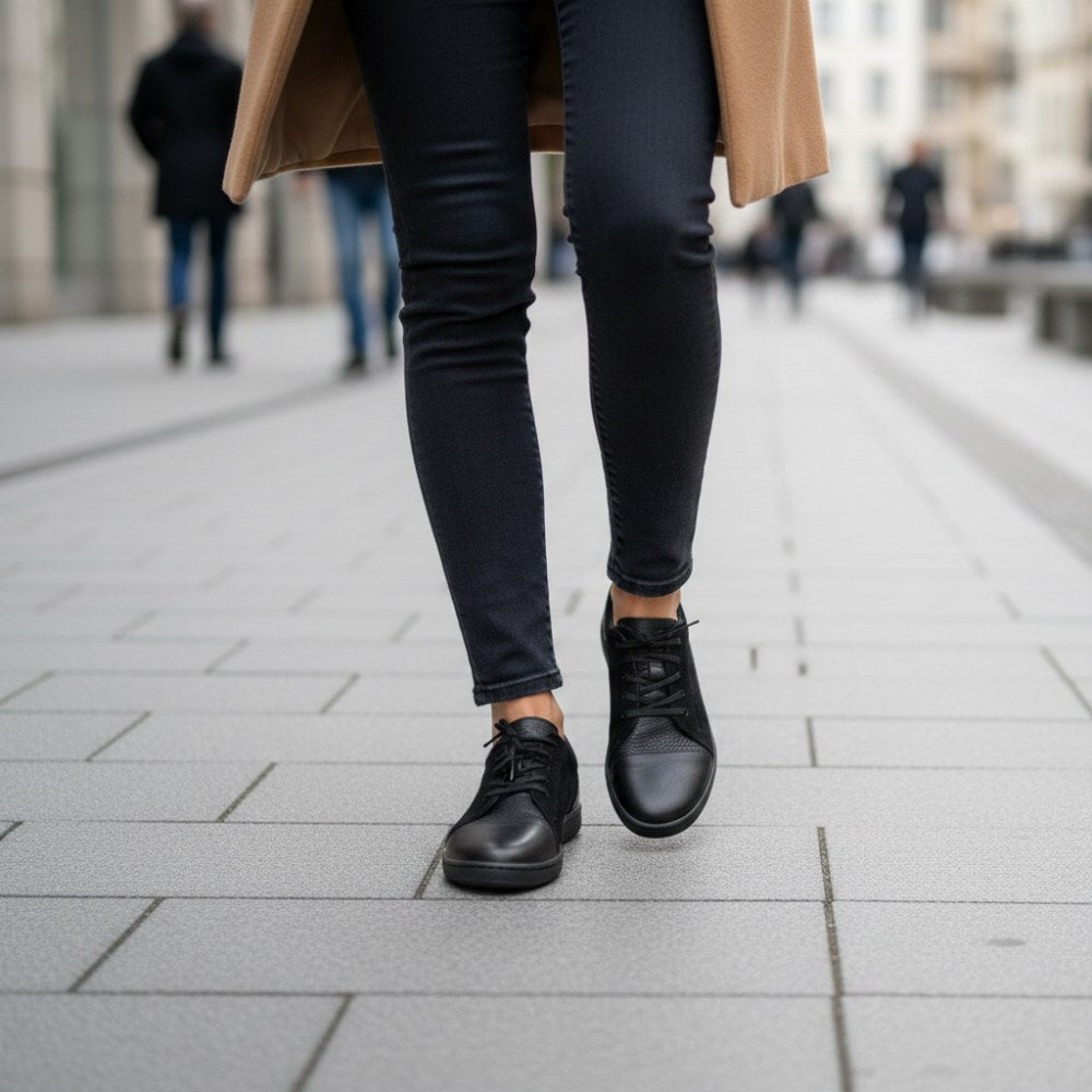 QORE Low  Black